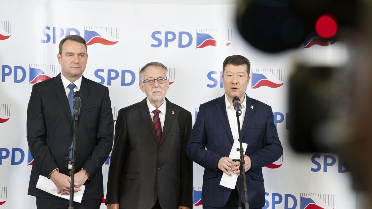 SPD odmítla výcvik ukrajinských vojáků v Česku, přijetí eura i růst daní